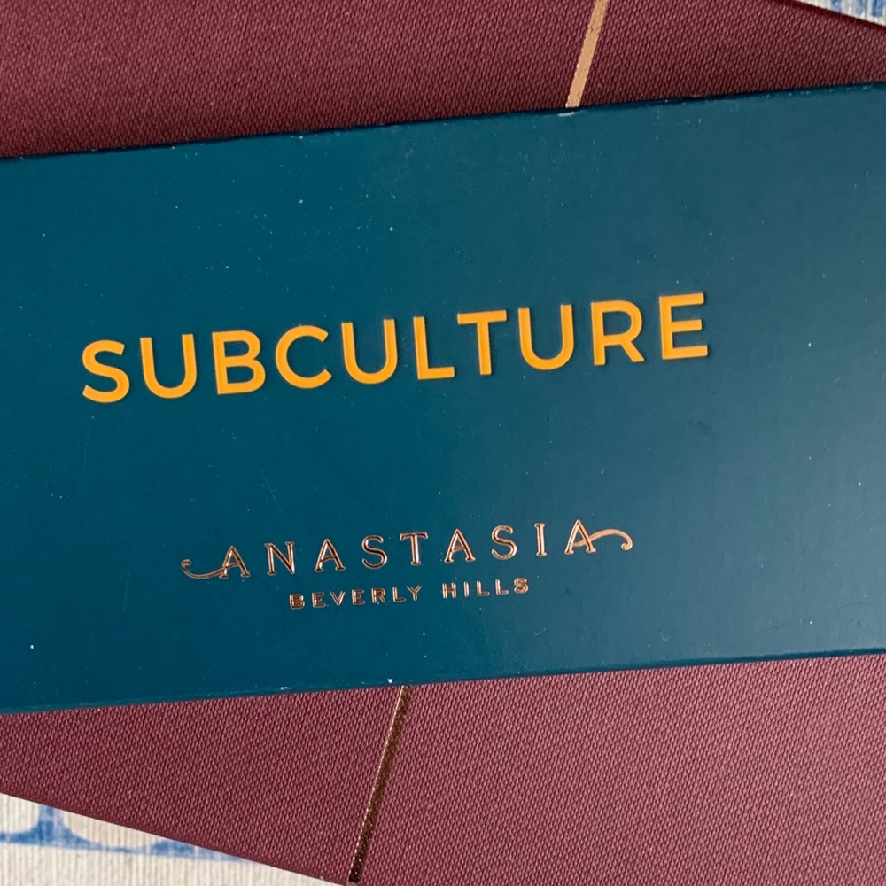 Anastasia Beverly Hills Subculture Eyeshadow Palette